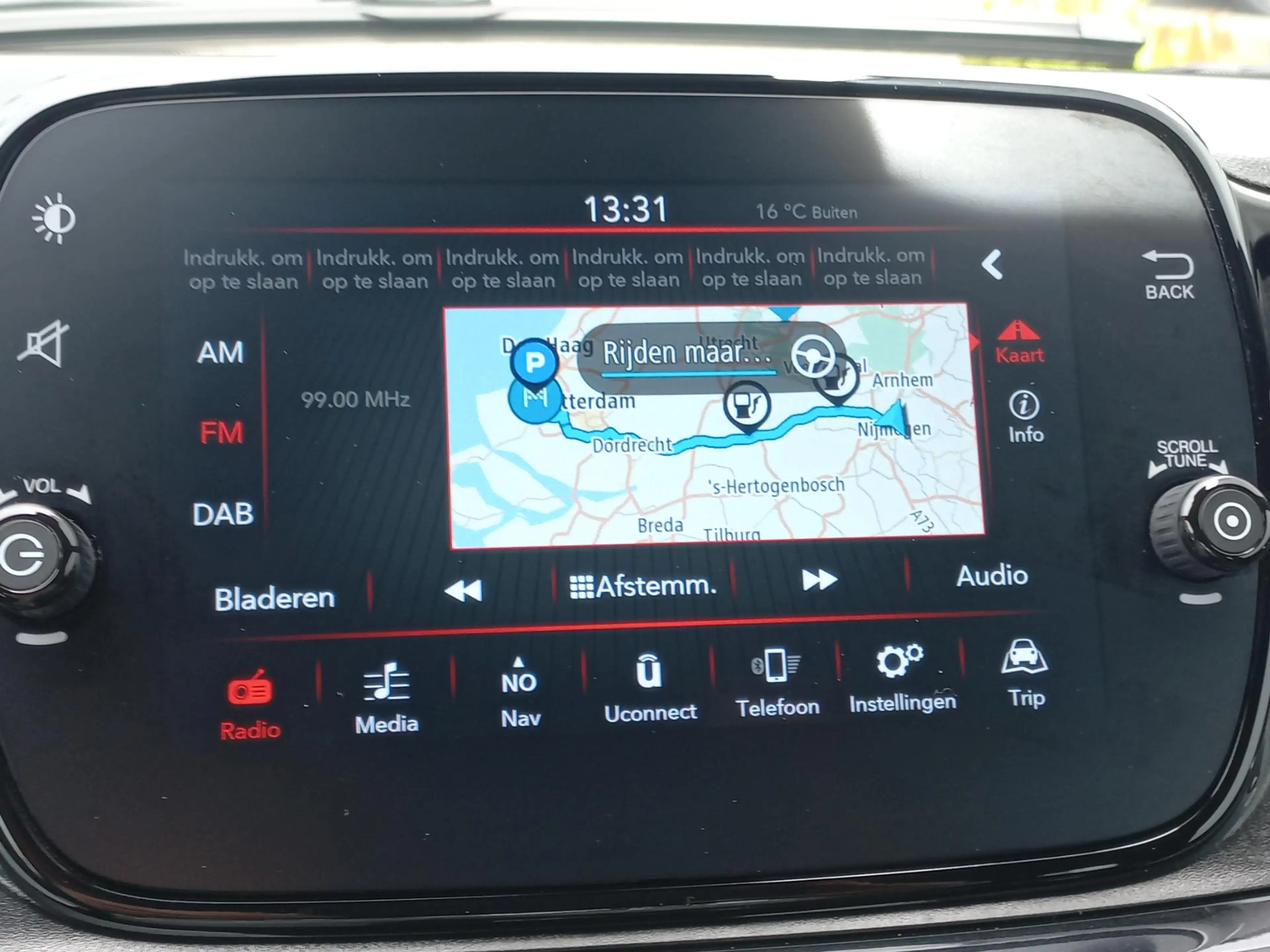 Fiat 500 1.0 Hybrid Lounge | Climate control | Navigatie | — photo 9