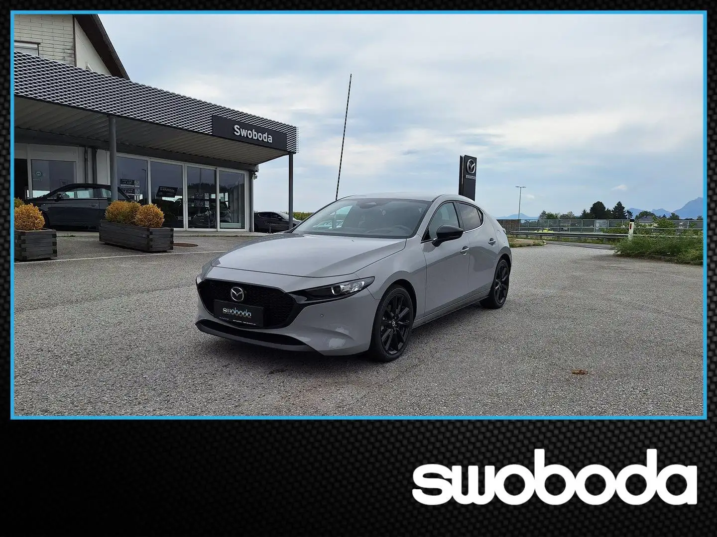 Mazda 3 e-Skyactiv-G140 Homura Grau - 1