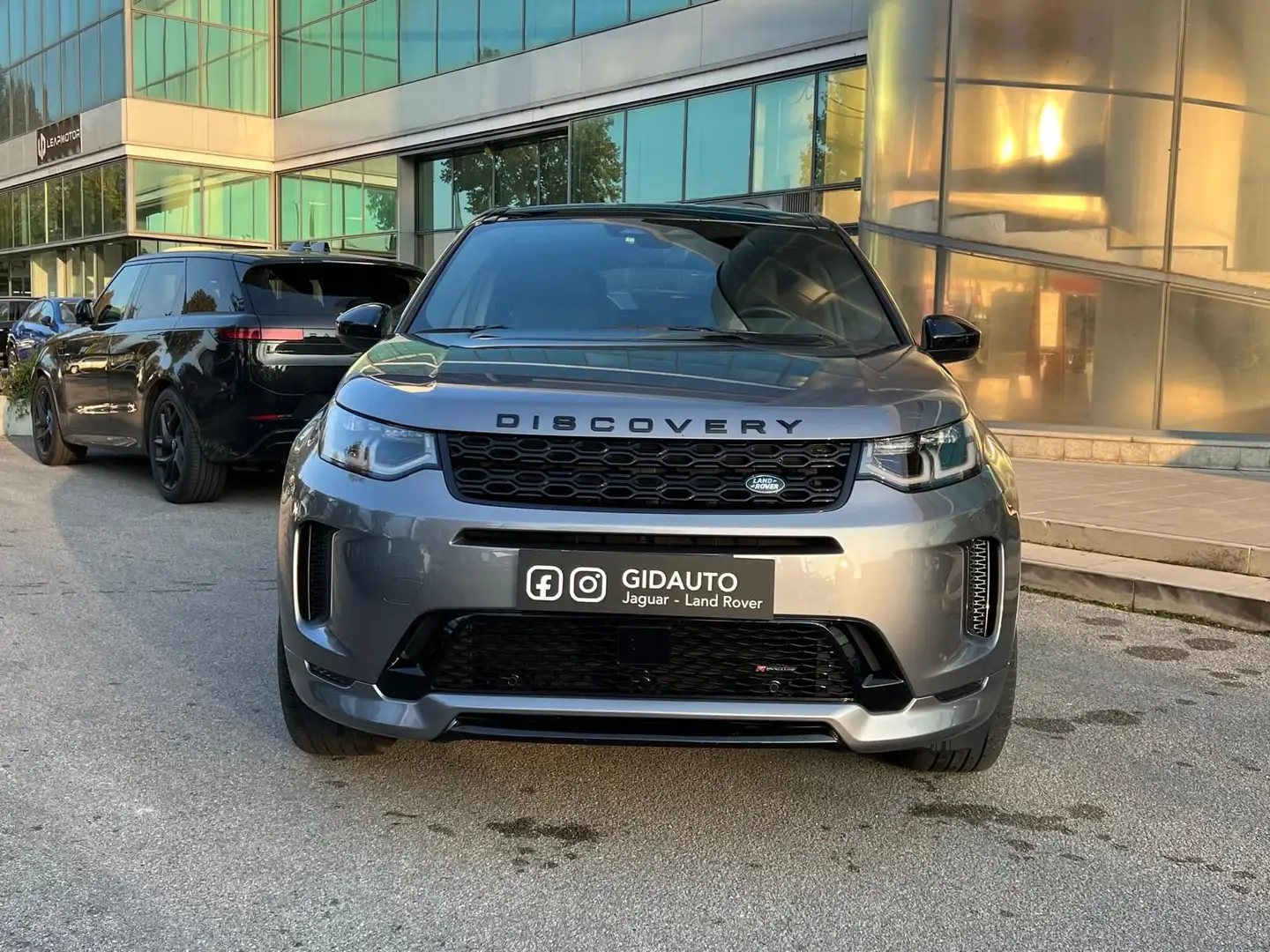 Land Rover Discovery Sport D165 MHEV Auto R-Dynamic SE | Approved 24 - 2