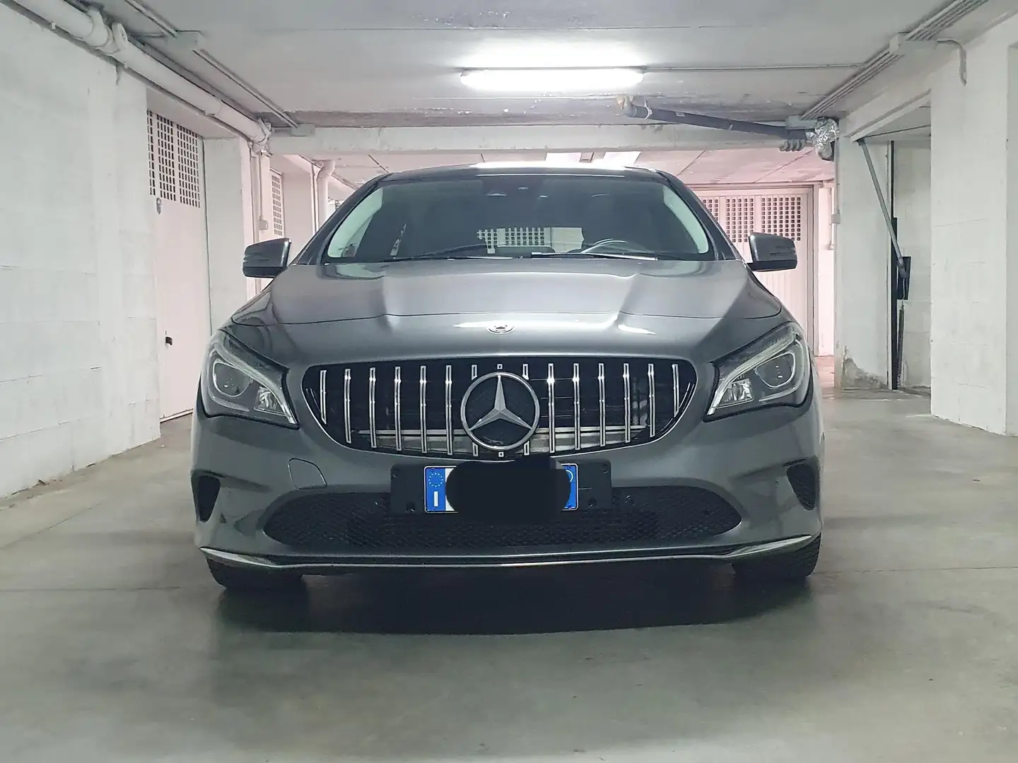 Mercedes-Benz CLA 200 CLA Shooting Brake 200 d (cdi) Premium Grigio - 2