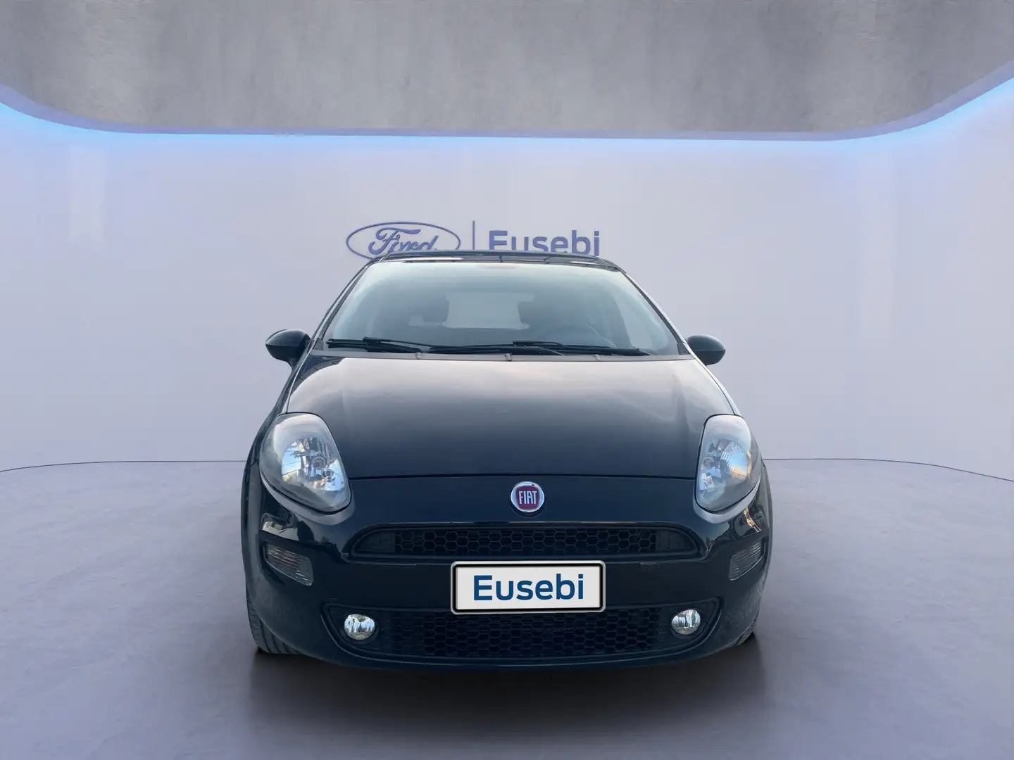 Fiat Punto 1.4 8V 5 porte Natural Power Street Schwarz - 2