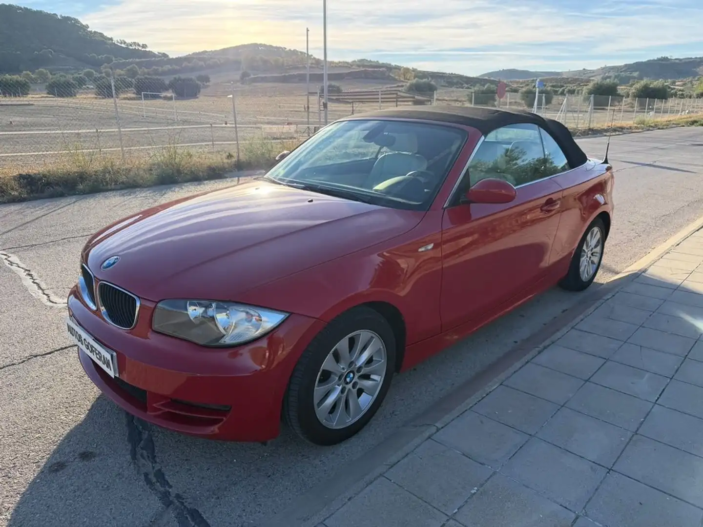 BMW 118 118i Rojo - 1