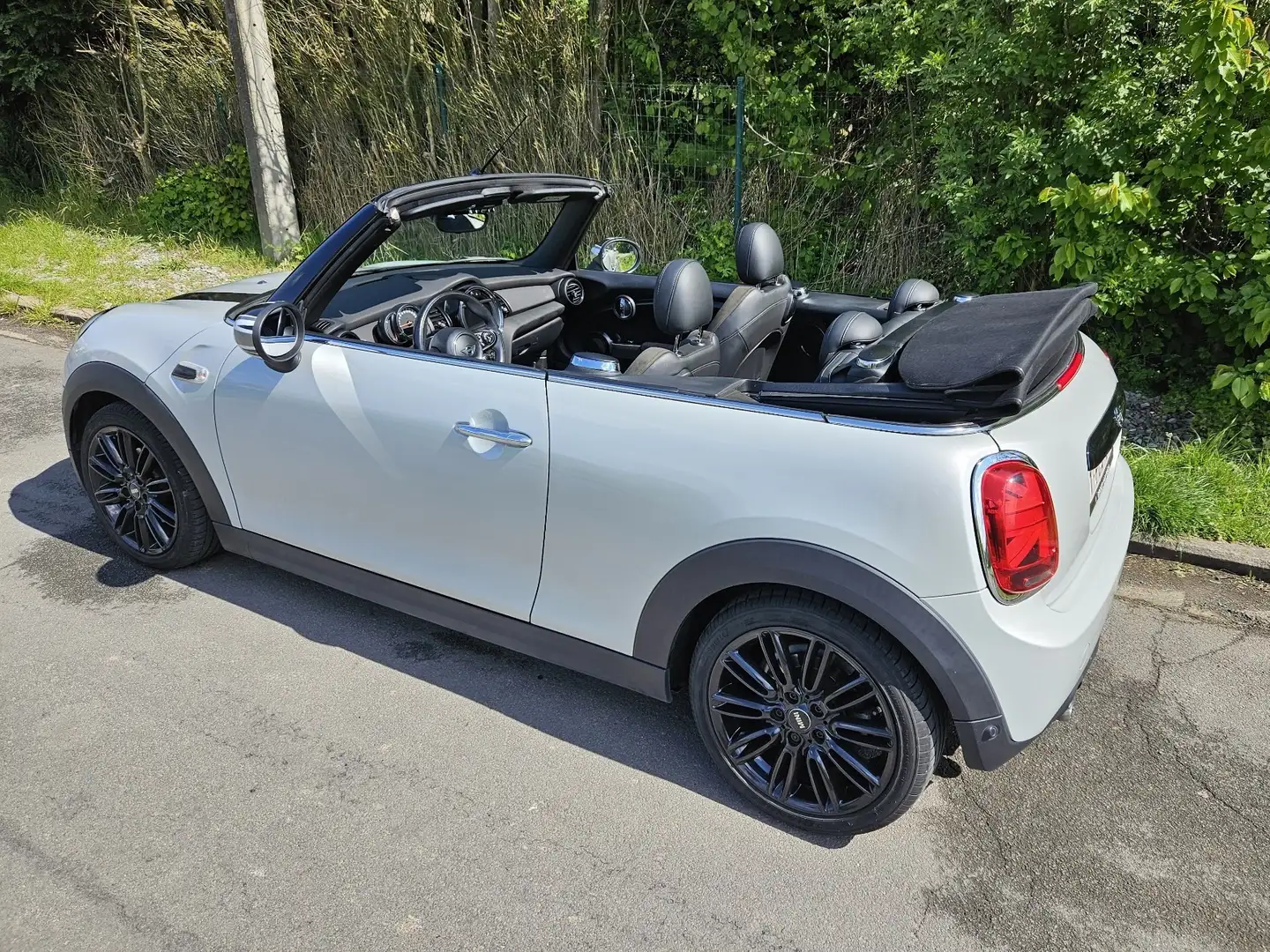 MINI Cooper Cabrio 1.5A OPF (EU6d-TEMP) Zilver - 1