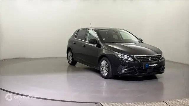 Peugeot 308 view 3