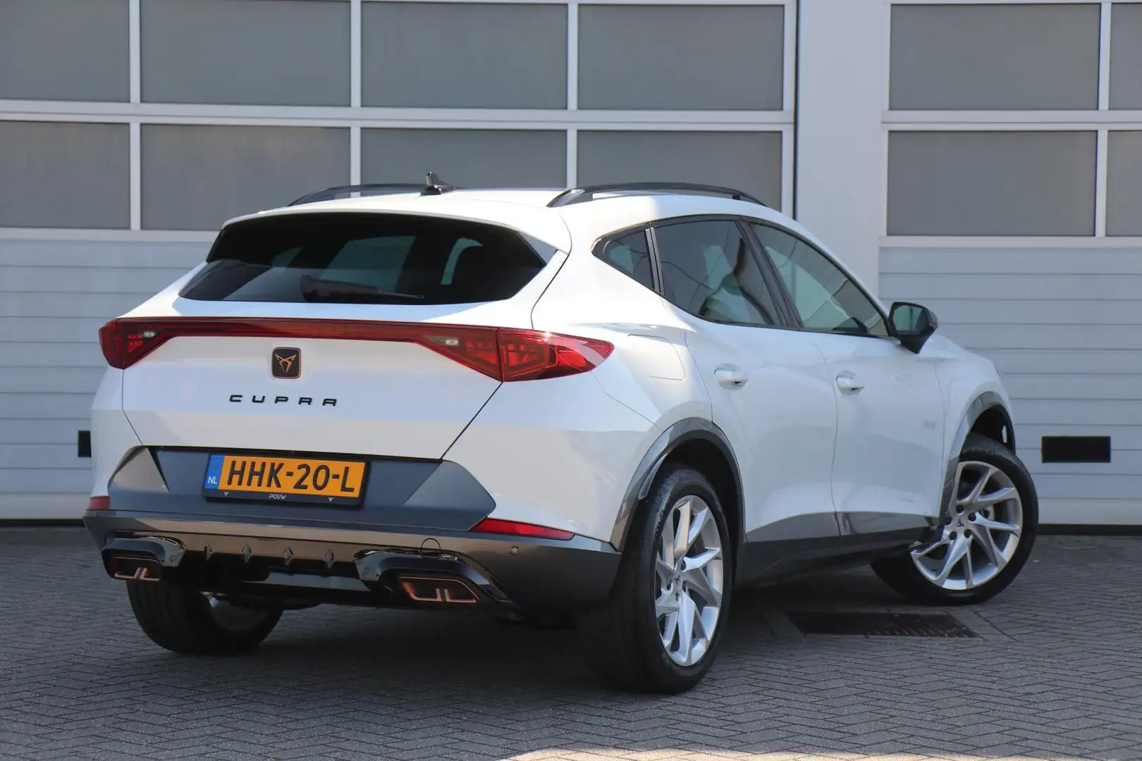 CUPRA Formentor 1.4 TSI 204pk DSG e-Hybrid Essential | SoH 100% | Wit - 2