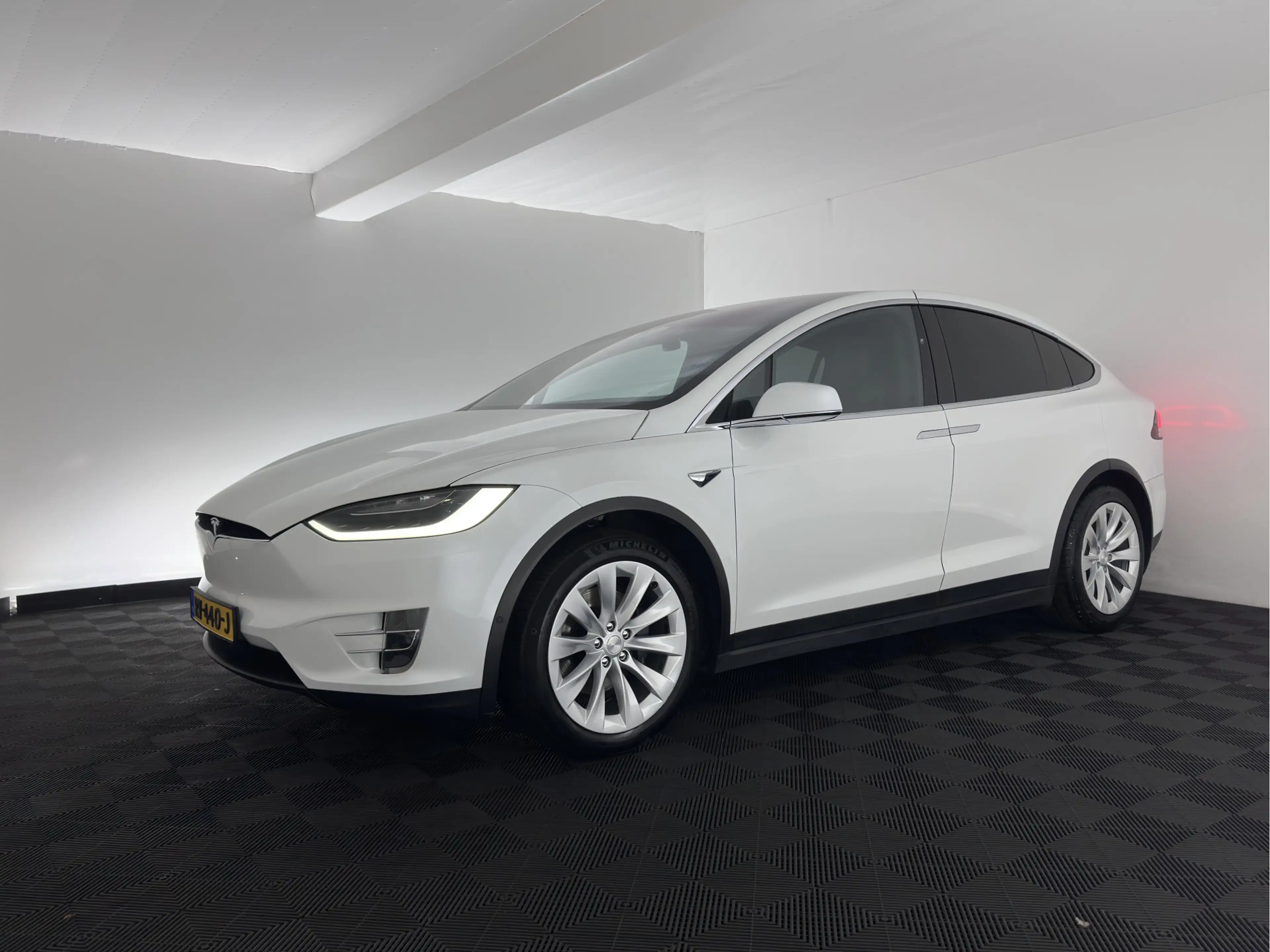 Tesla Model X 100D AWD [ 3-Fase-17kW ] {SoH-88%} Aut. *PANO | LE — photo 3