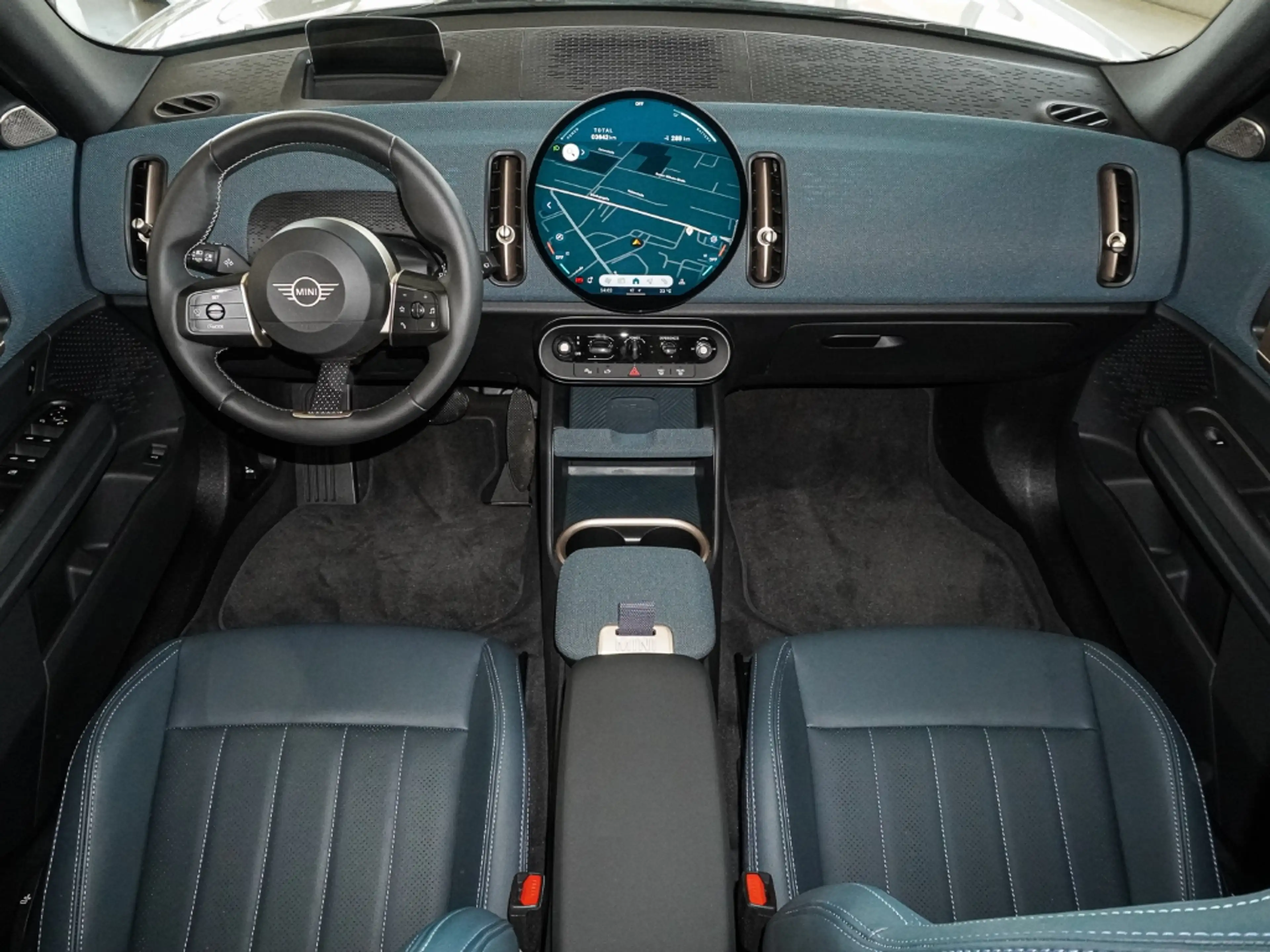 MINI Cooper SE Countryman Favoured Trim HUD El. Panodach Navi Soundsystem Ha — photo 11