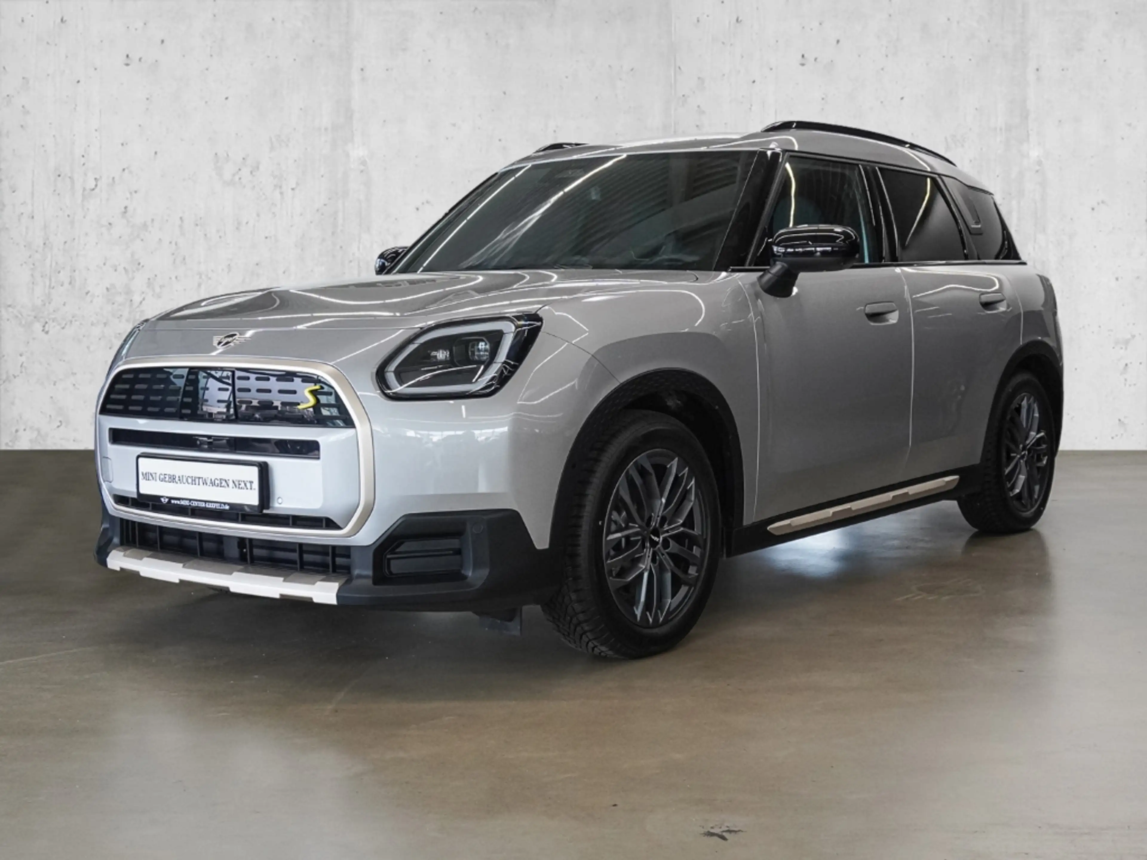 MINI Cooper SE Countryman Favoured Trim HUD El. Panodach Navi Soundsystem Ha