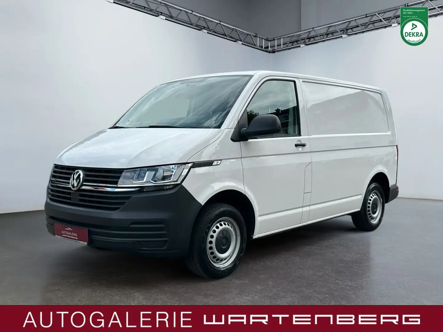Volkswagen T6 Transporter 6.1 EcoProfi FWD/AHK/KLIMA/SHZ/BT Weiß - 1