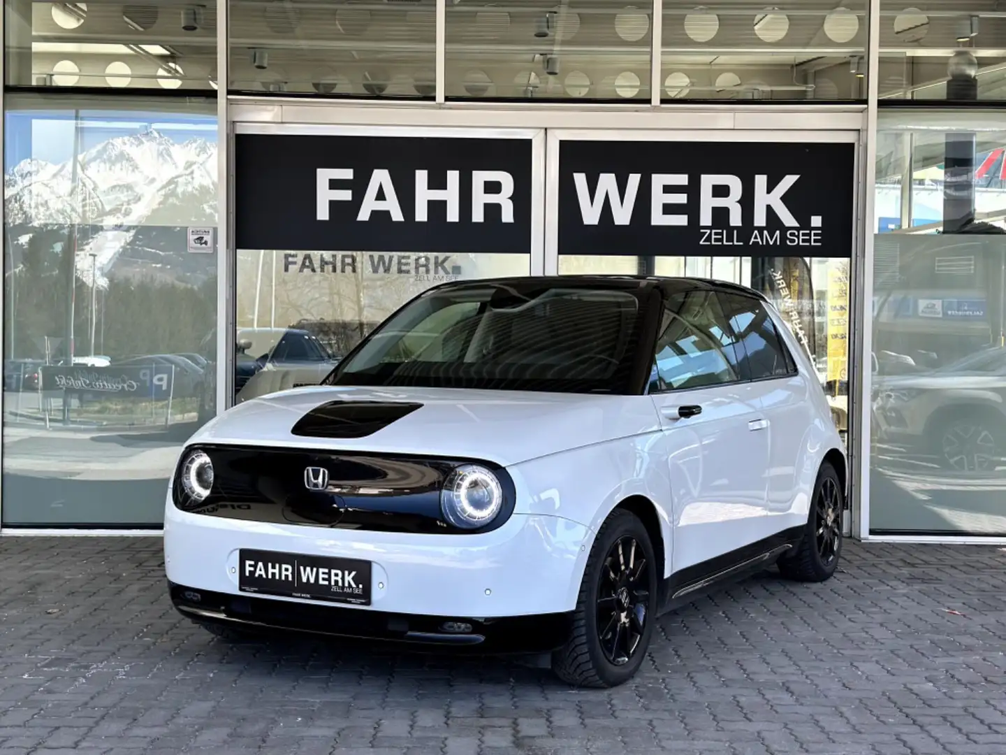 Honda e Advance Weiß - 1