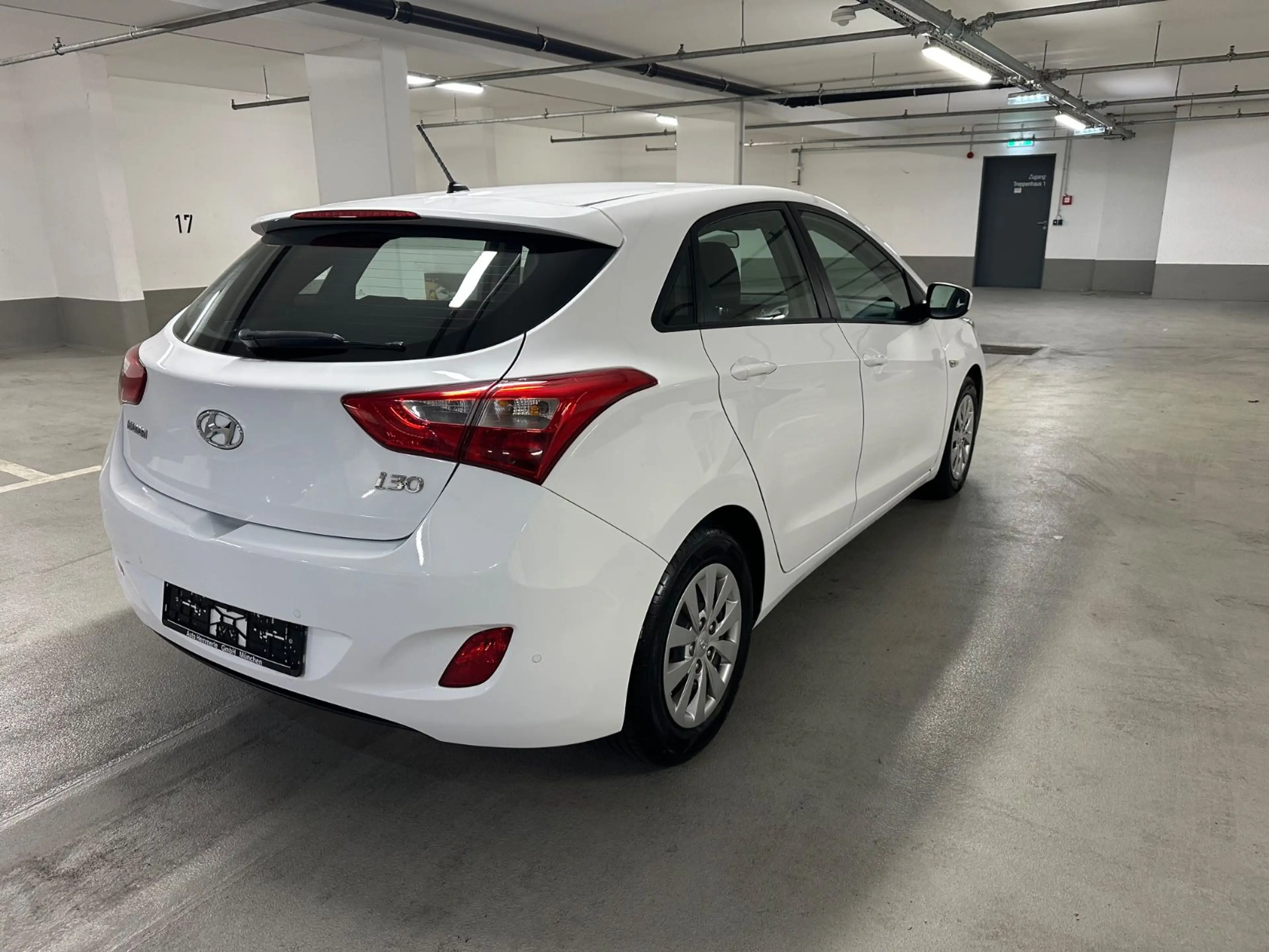 Hyundai i30 blue Classic — photo 7