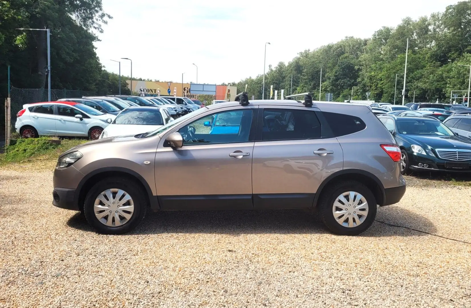 Nissan Qashqai +2 Acenta 1.6 Eur 5*Navi*R-Cam*Klimaaut* Hnědá - 2