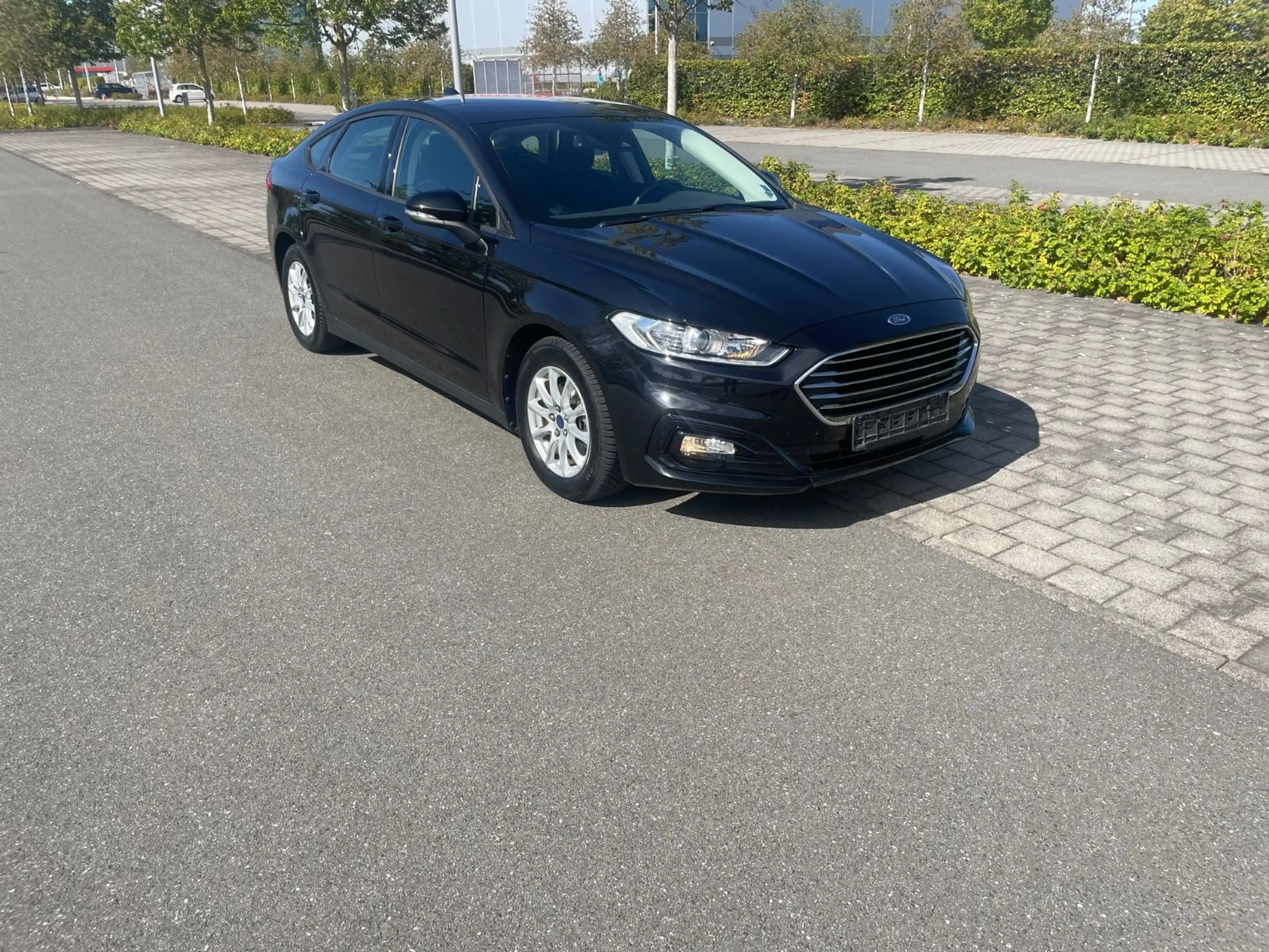 Ford Mondeo Limousine Trend*Tüv+Wartung NEU+Garantie* — photo 3