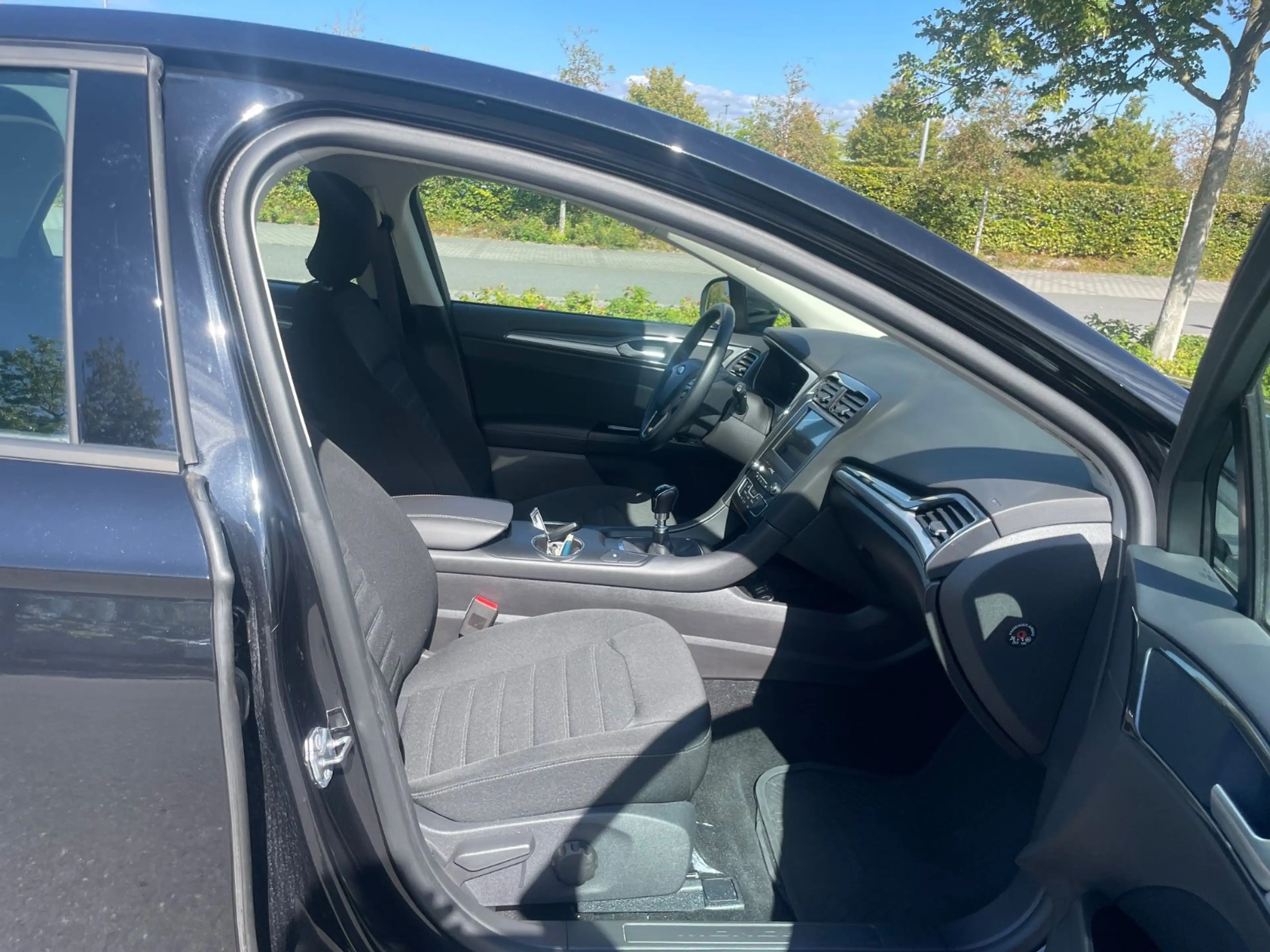 Ford Mondeo Limousine Trend*Tüv+Wartung NEU+Garantie* — photo 12