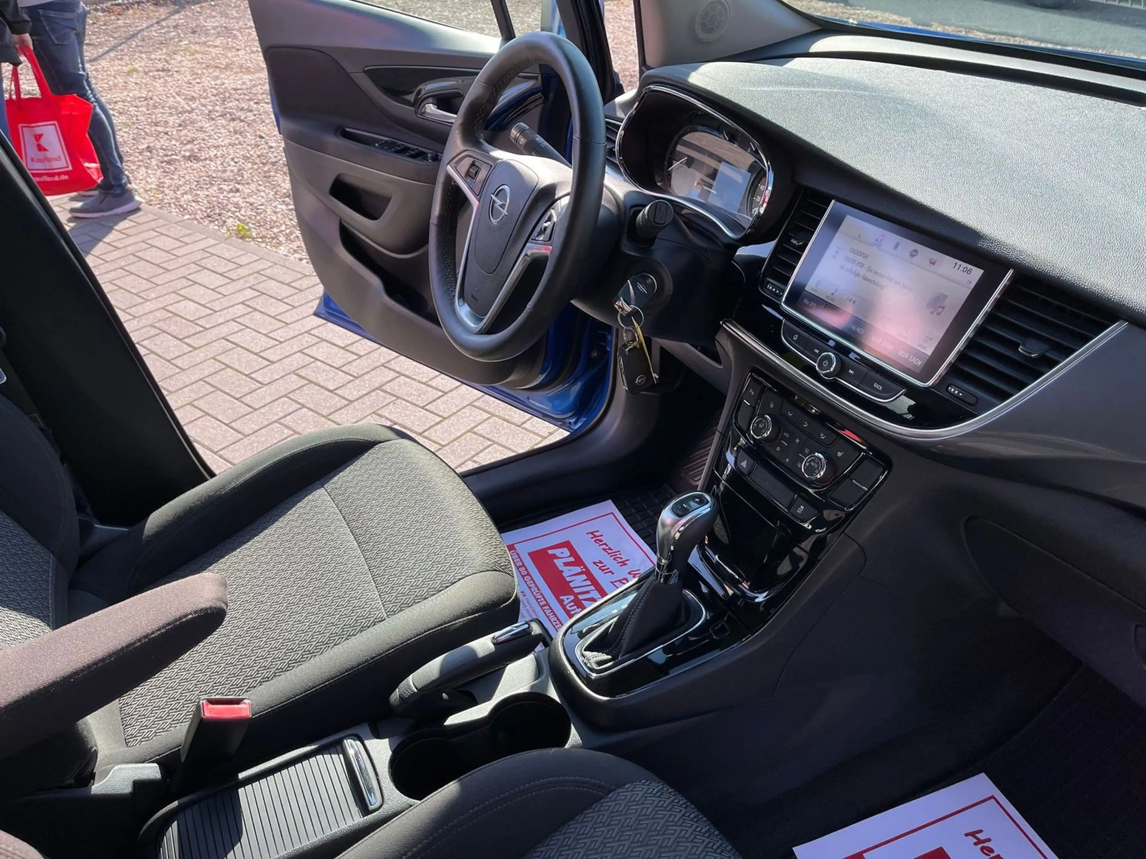 Opel Mokka Edition/Navi/Bluetooth/Tempomat/Full Link/AHK/PDC — photo 10
