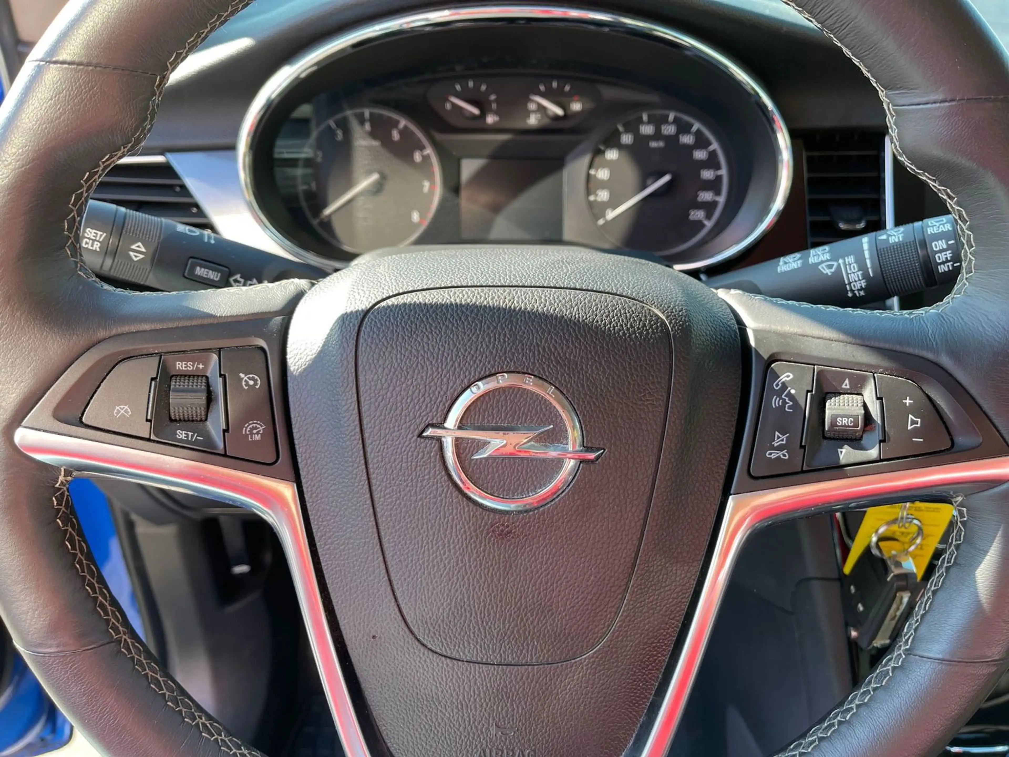 Opel Mokka Edition/Navi/Bluetooth/Tempomat/Full Link/AHK/PDC — photo 11