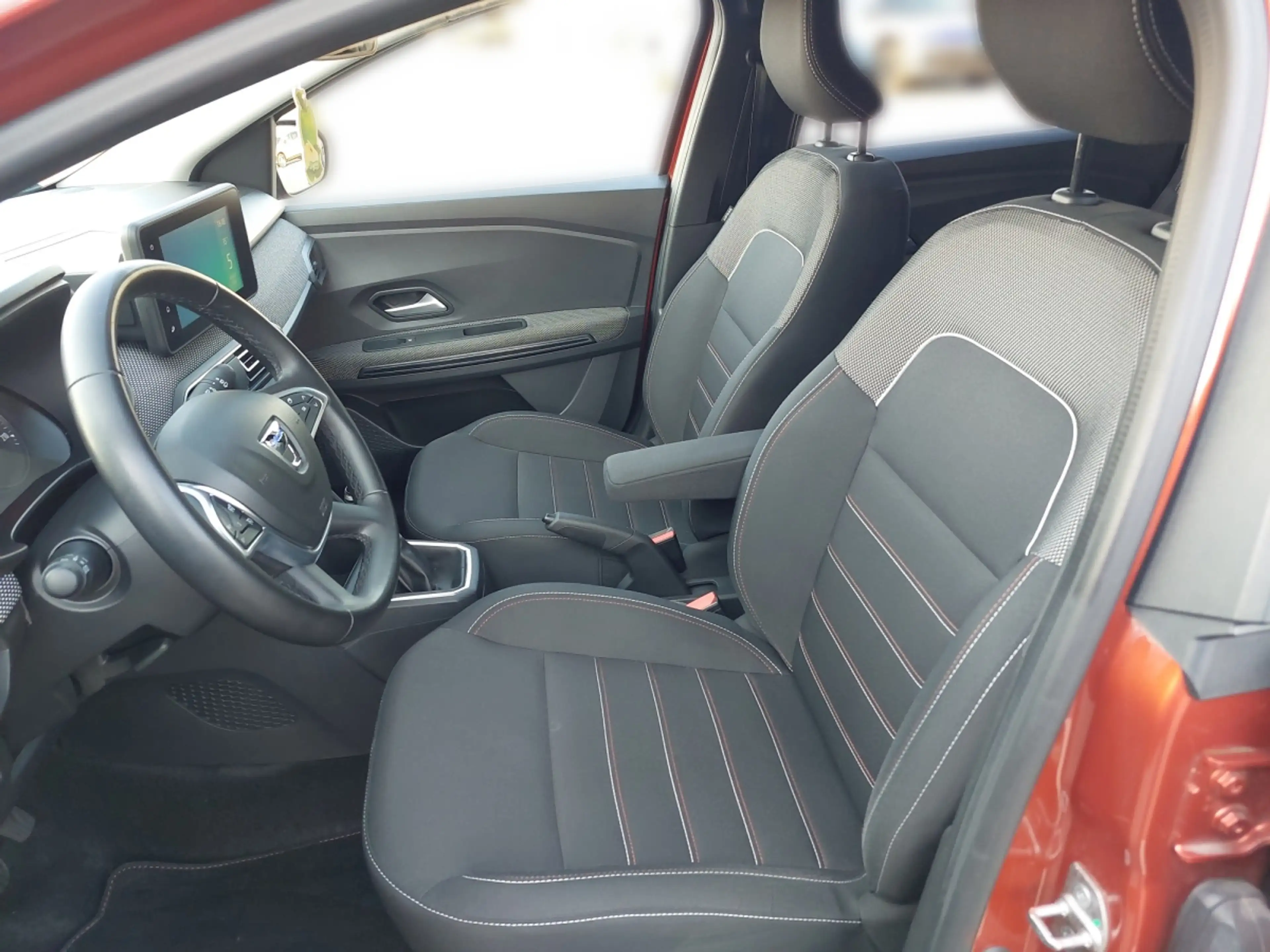 Dacia Jogger Extreme TCe 110 7-Sitzer — photo 5