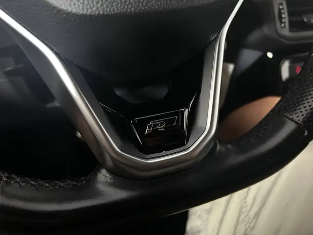 Volkswagen T-Cross view 13
