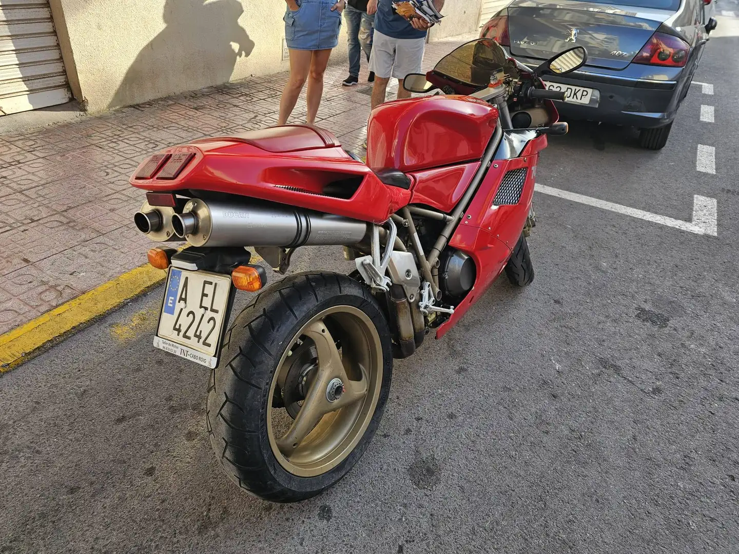 Ducati 748 e Rojo - 2