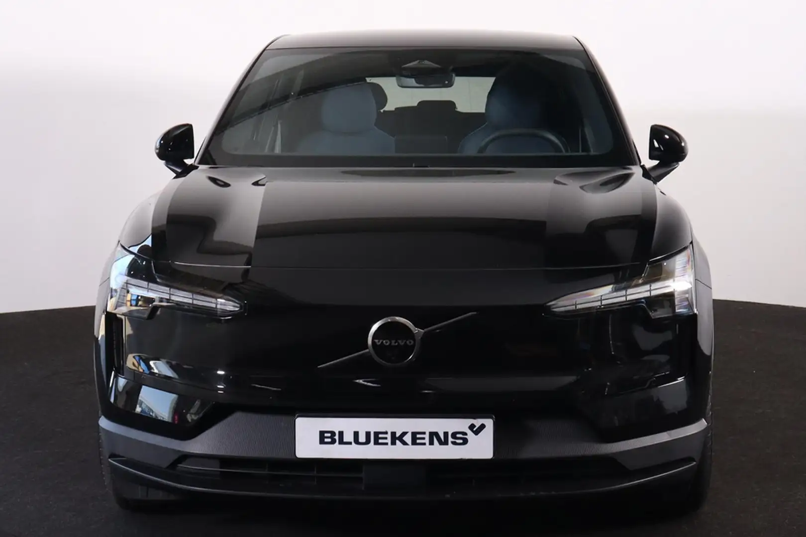 Volvo EX30 Extended Range Ultra 69 kWh - Panoramadak - Adapti Zwart - 2