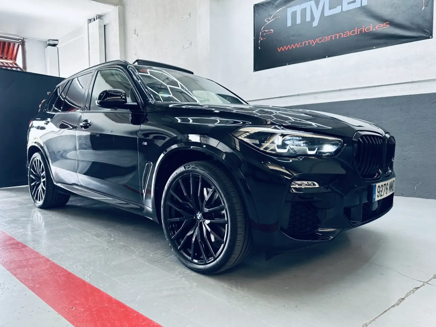 BMW X5 xDrive 30dA xLine Negro - 2