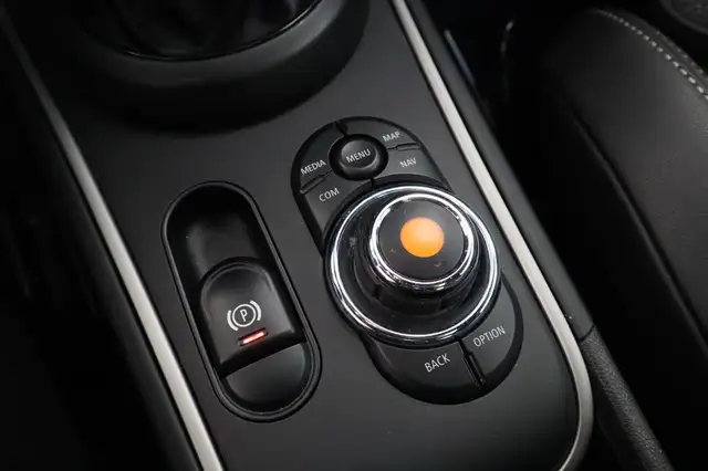 Mini Countryman view 11