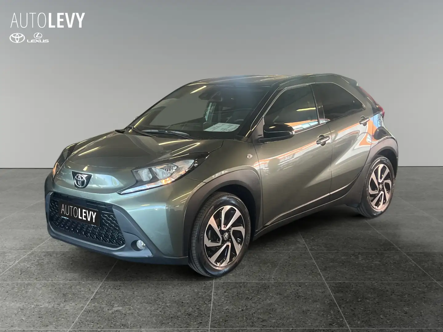 Toyota Aygo X 1.0 Pulse *CARPLAY* Grün - 1