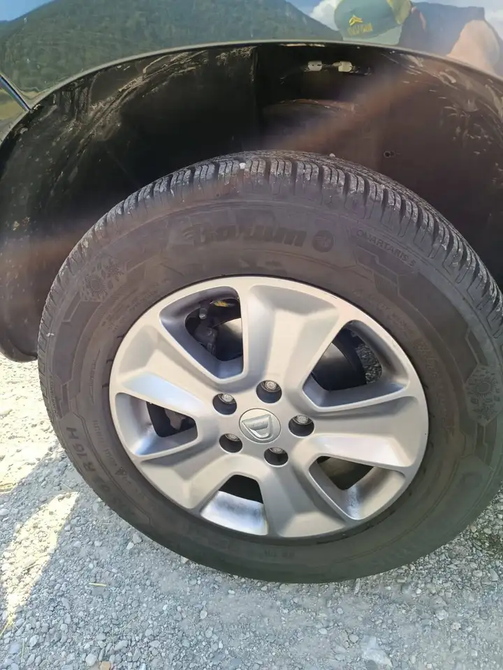 Dacia Duster — photo 18