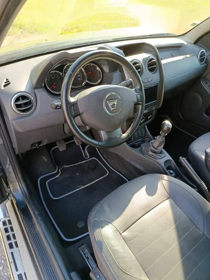 Dacia Duster — photo 11