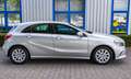 Mercedes-Benz A 180 A180 BE*T.LEDER*NAVI*PARKASSIST*SPORTSITZE*KEYLESS Gris - thumbnail 4