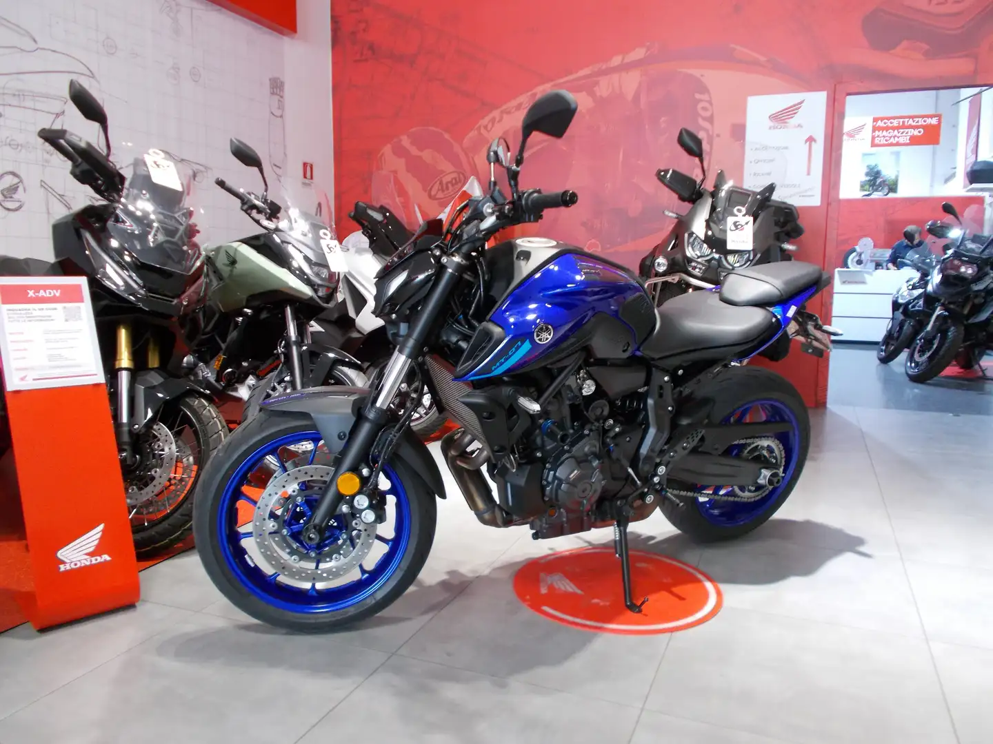 Yamaha MT-07 - Sport Pack Bleu - 1