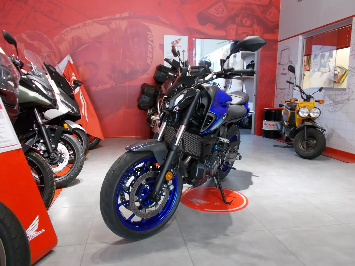 Yamaha MT-07 - Sport Pack Bleu - 2