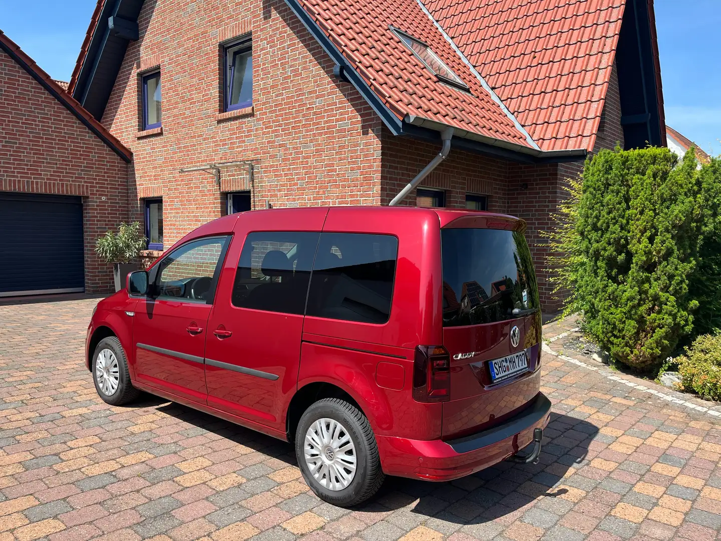 Volkswagen Caddy BMT Xenonlicht  AHK  ACC  SHZ Rot - 1