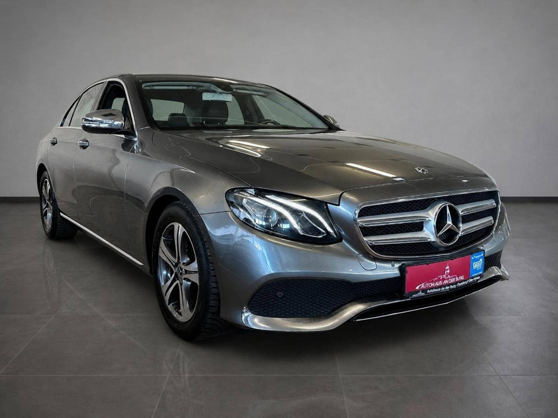 Mercedes-Benz E 200 Limousine Avantgarde //2.Hd/SHgpfl/LED/Navi\\