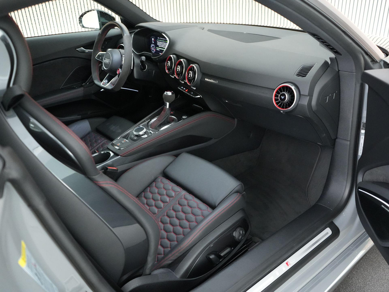 Audi TT RS 2.5 400pk RS TFSI quattro |stage1|RS- seats|RS-spo — photo 3