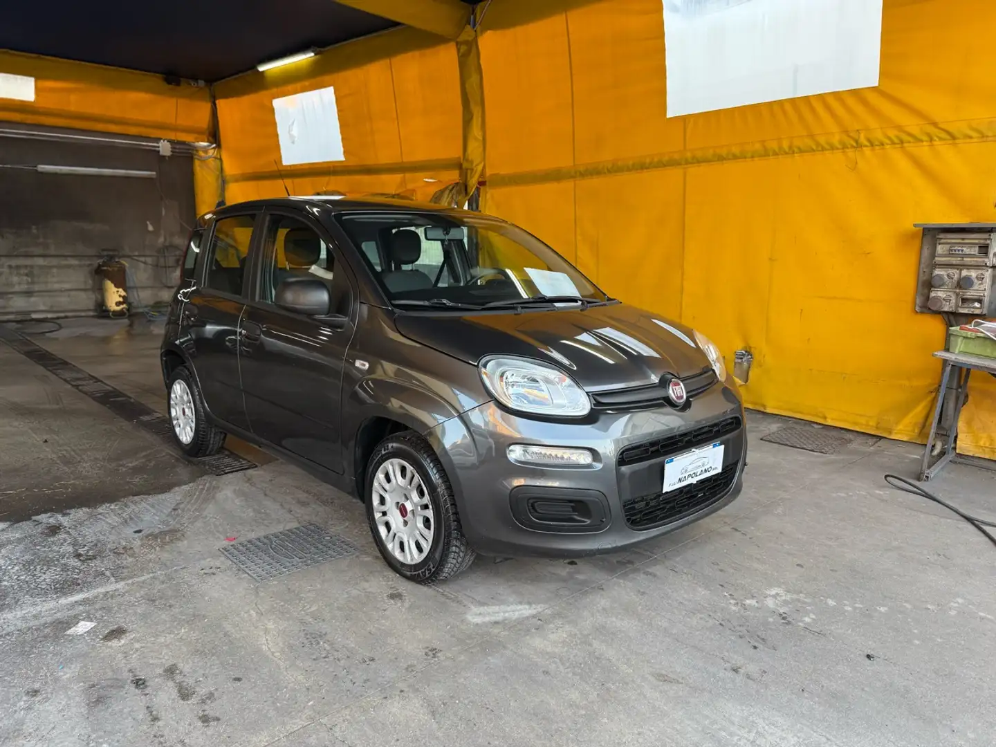 Fiat Panda 1.2 Easy 69cv E6 Gris - 1