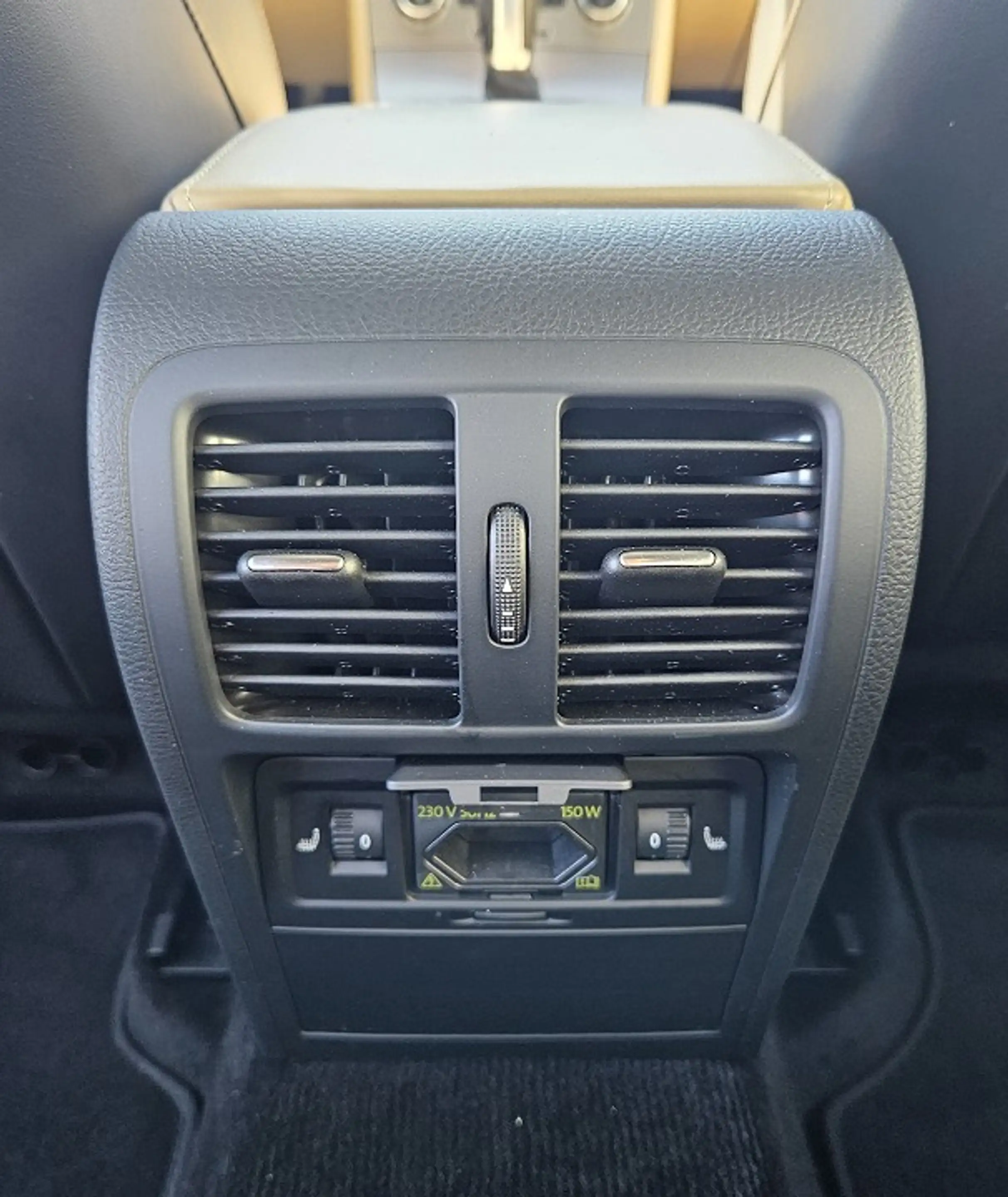 Volkswagen CC 3.6 V6 FSI 4Motion — photo 13
