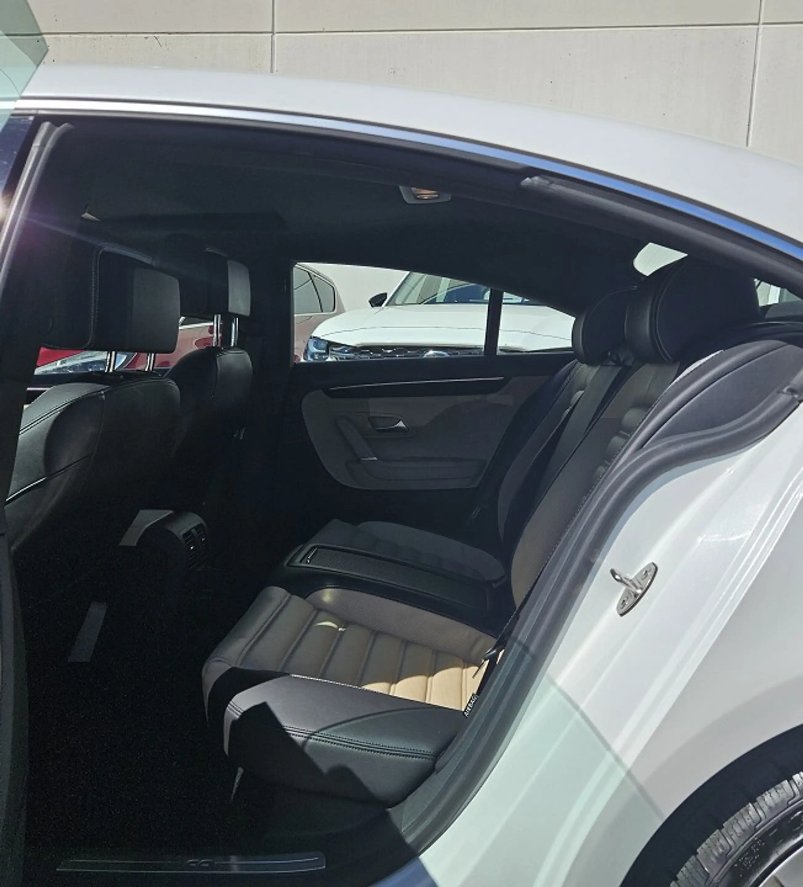 Volkswagen CC 3.6 V6 FSI 4Motion — photo 14