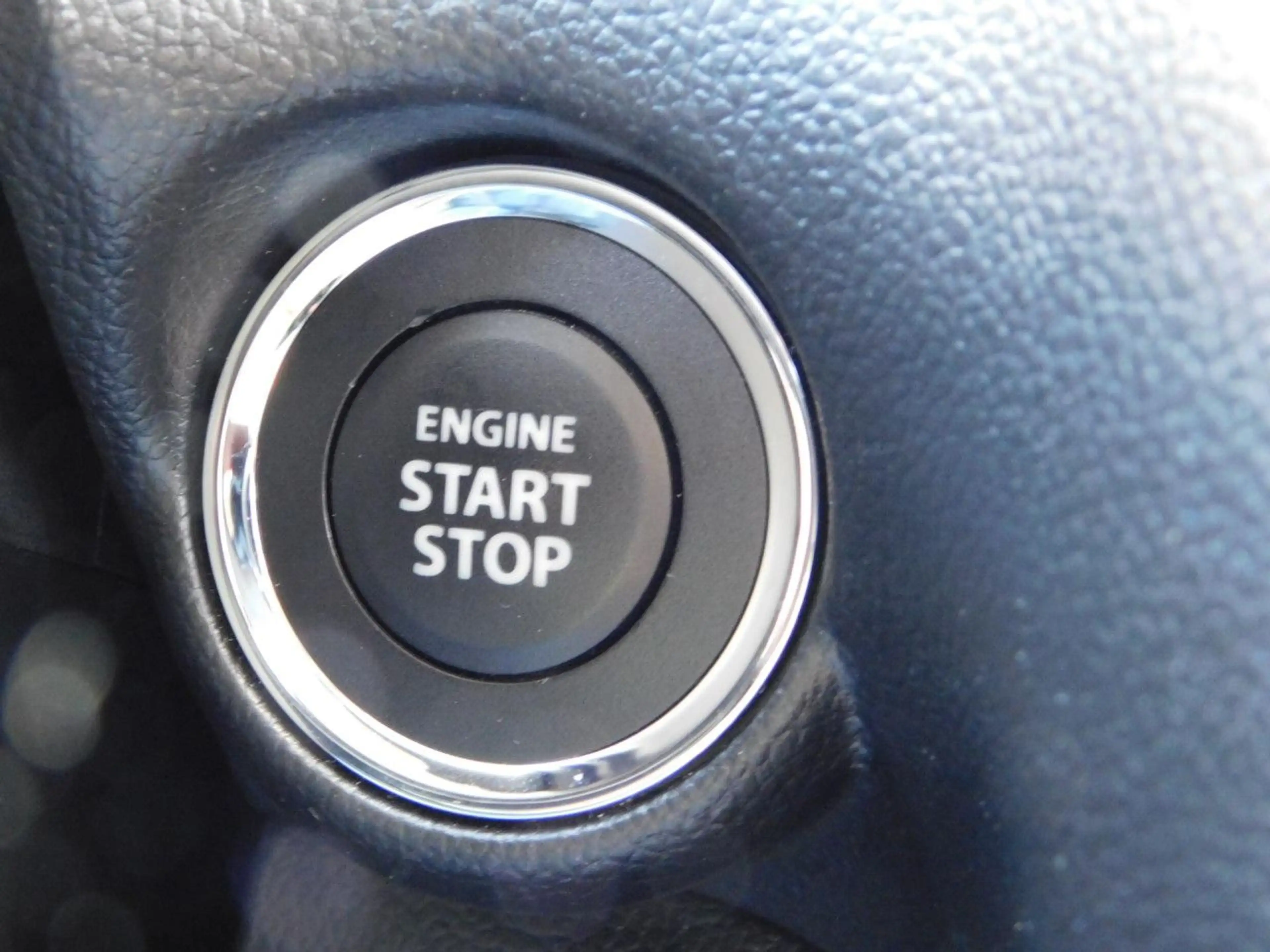 Suzuki Swift 1.2 4x2 Comfort+ Mild-Hybrid Dualjet 5D 5M/T — photo 13