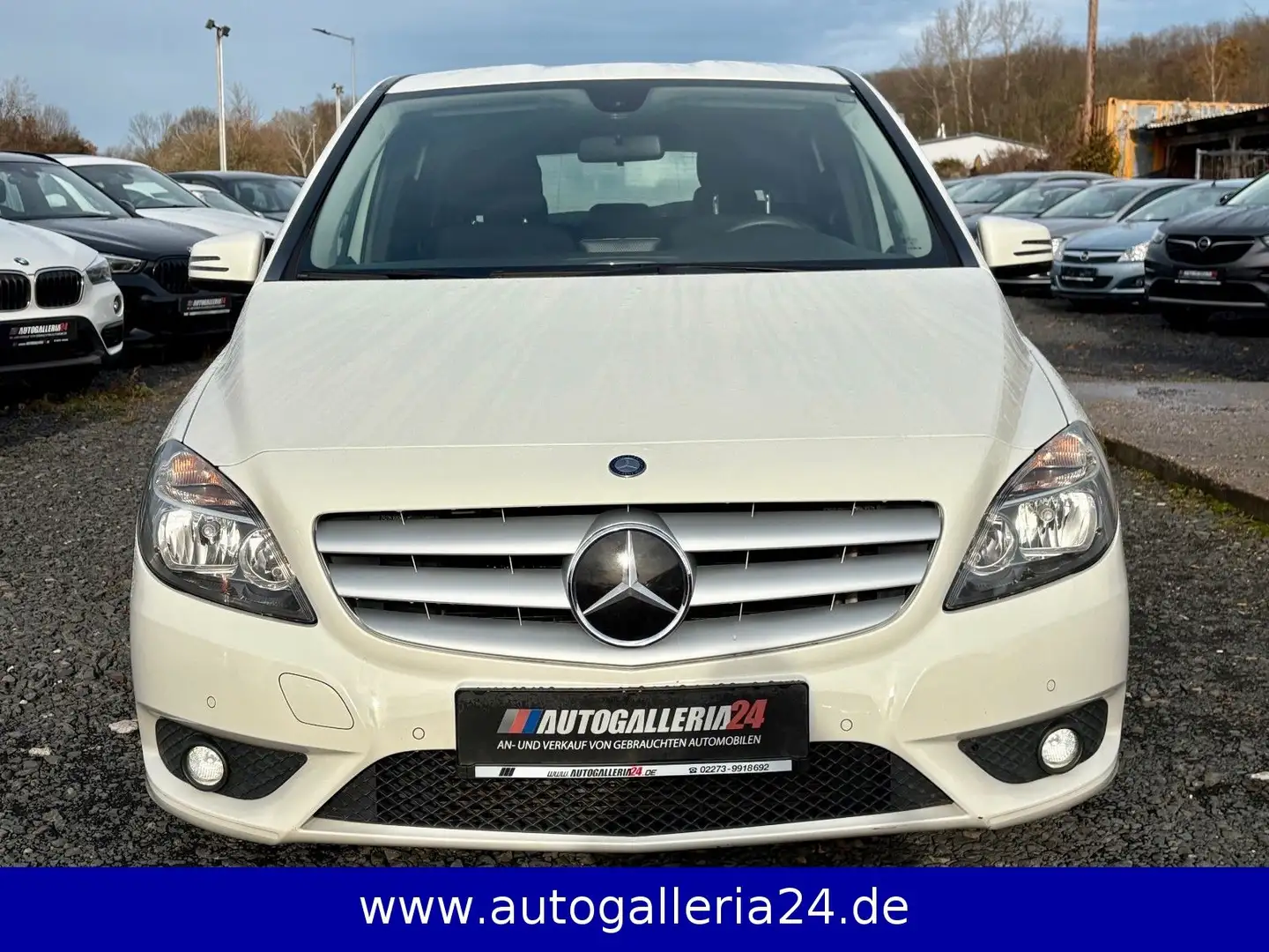 Mercedes-Benz B 180 BE Klima PDC 1.HAND SPORTLENKRAD Sitzhzg Bianco - 2