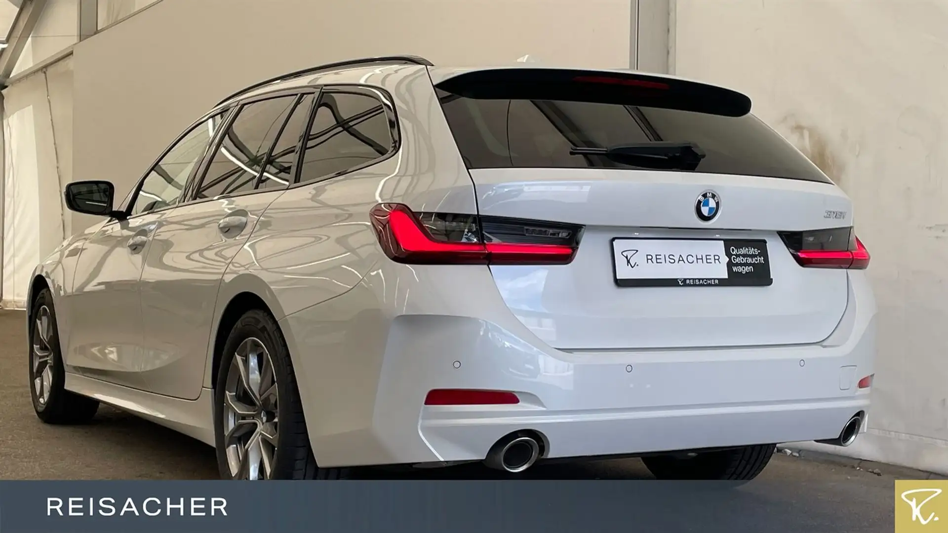 BMW 318 i A Tou A LC+ LED PDC SHZ H&K DAB 17" LM Weiß - 2