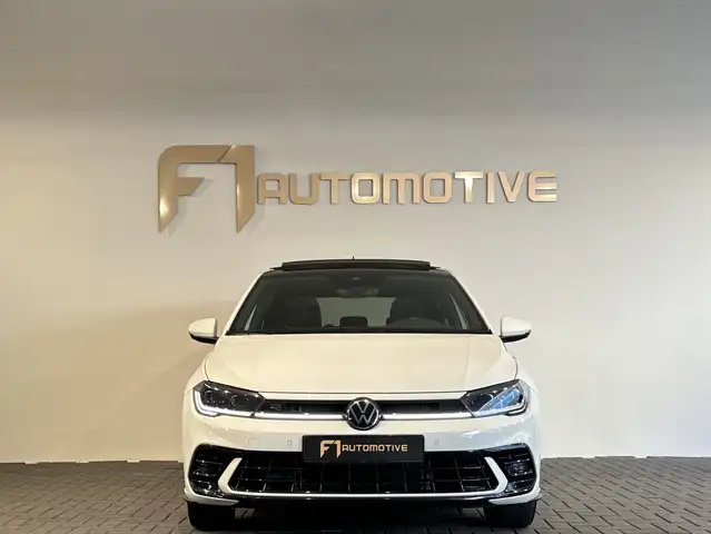 Volkswagen Polo view 2