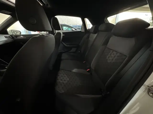 Volkswagen Polo view 27