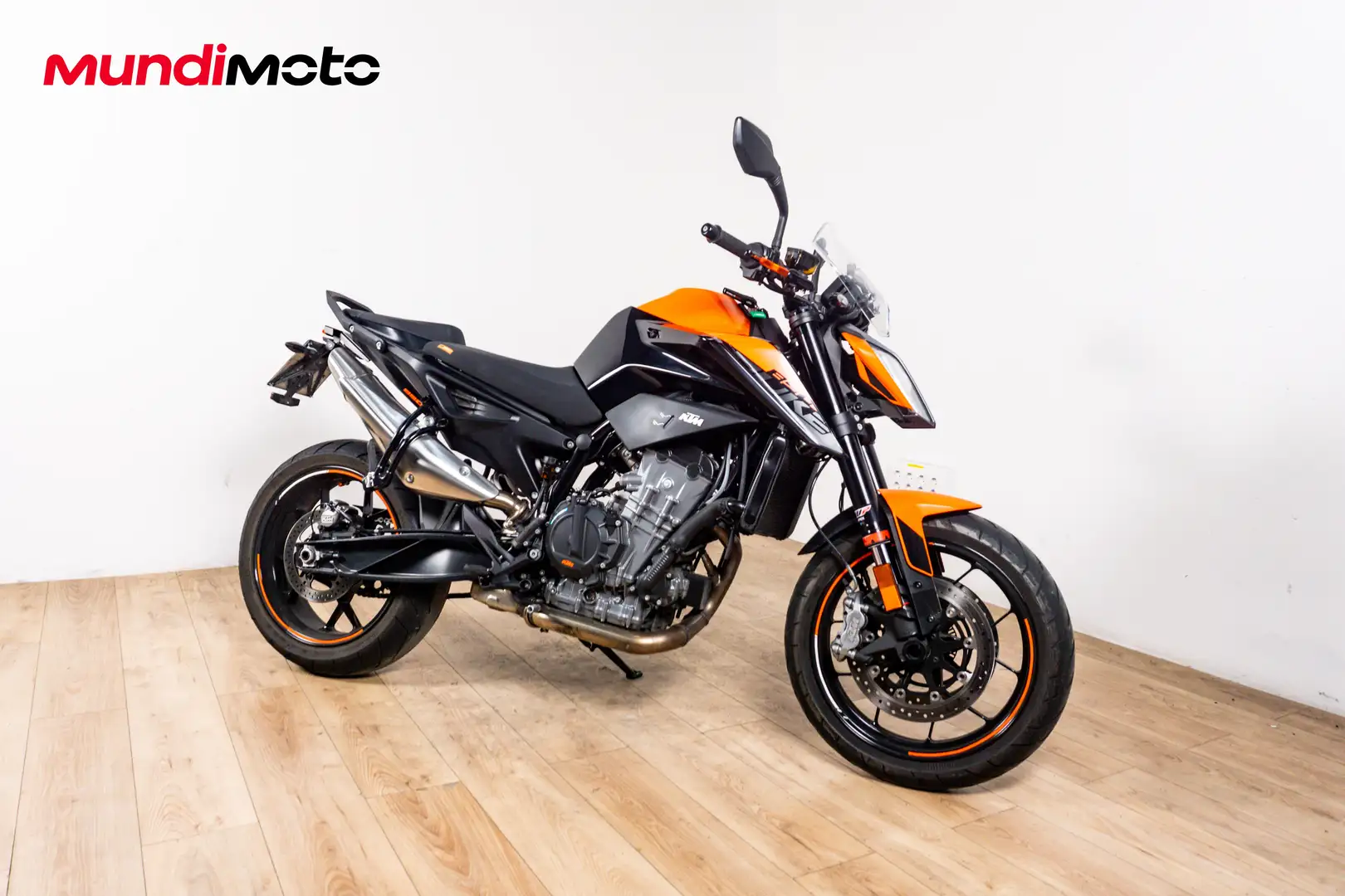 KTM 890 Duke - 2
