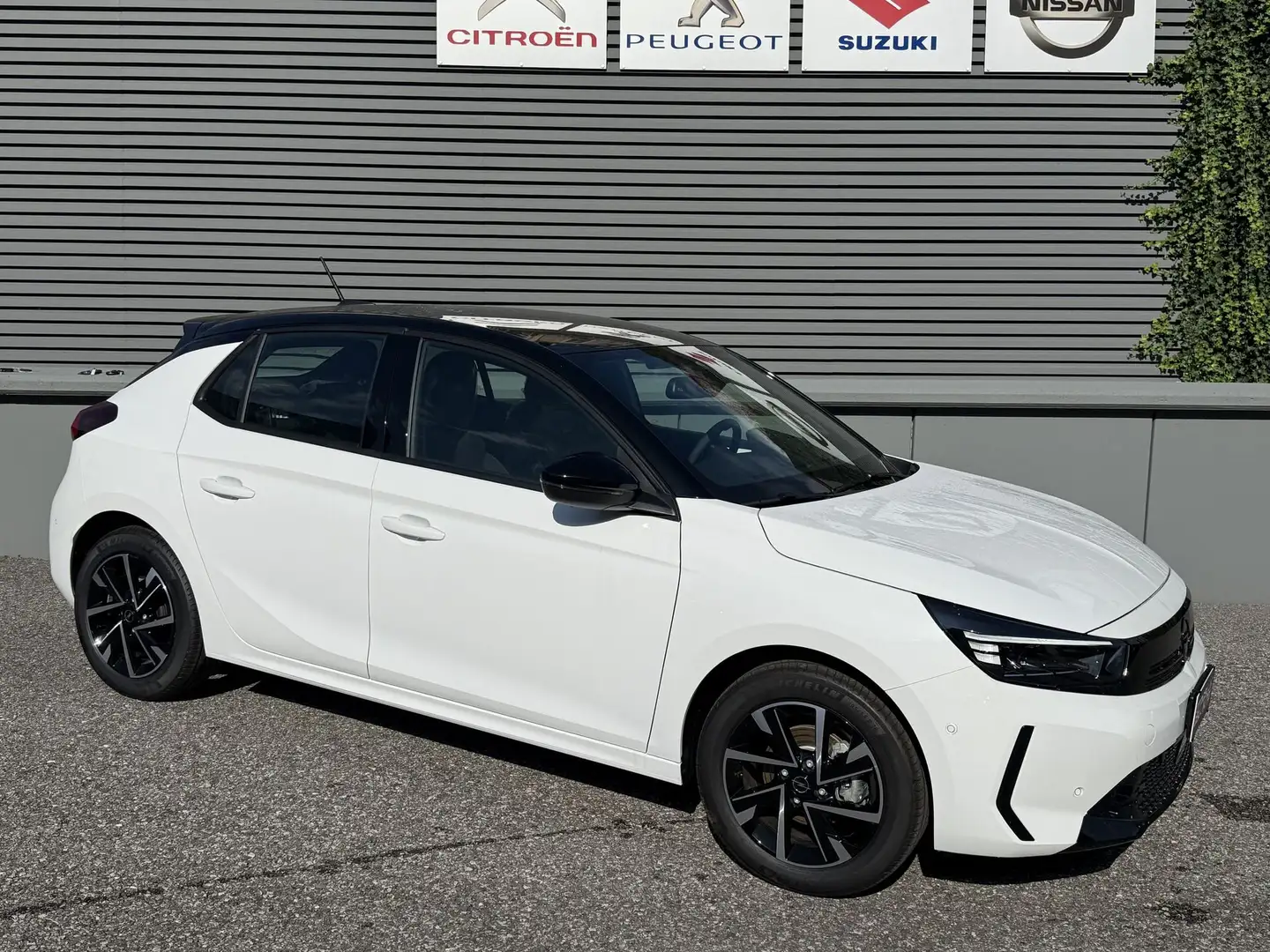 Opel Corsa Corsa 1.2 GS Bianco - 2