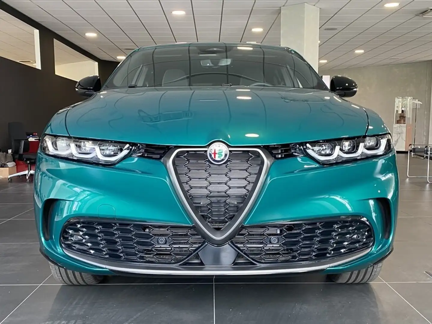 Alfa Romeo Tonale 1.3 Plug in Hybrid Speciale Verde - 2