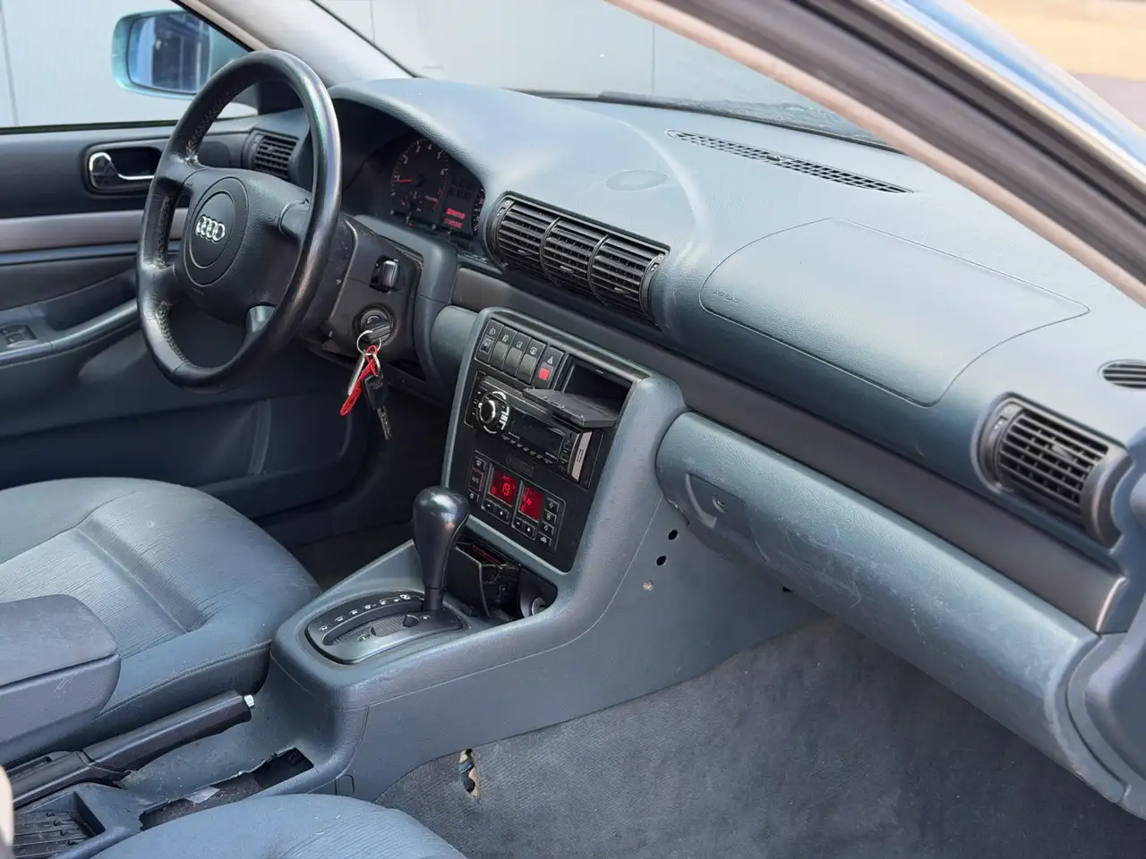Audi A4 Limousine 2.4 V6 Advance Automaat | Climate Contro, foto 10