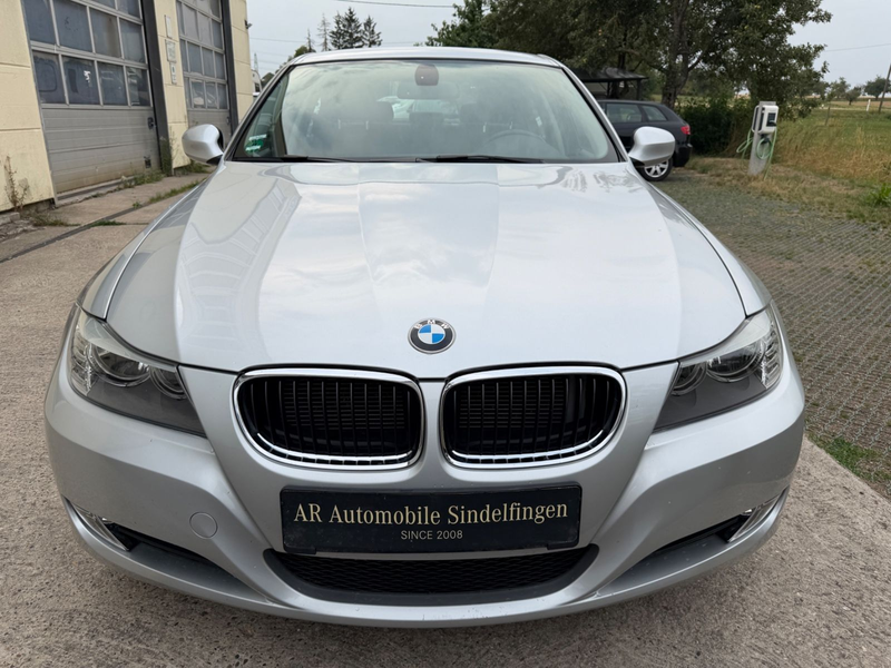 BMW 318 d Limousine*1.HAND*AHK* — photo 2