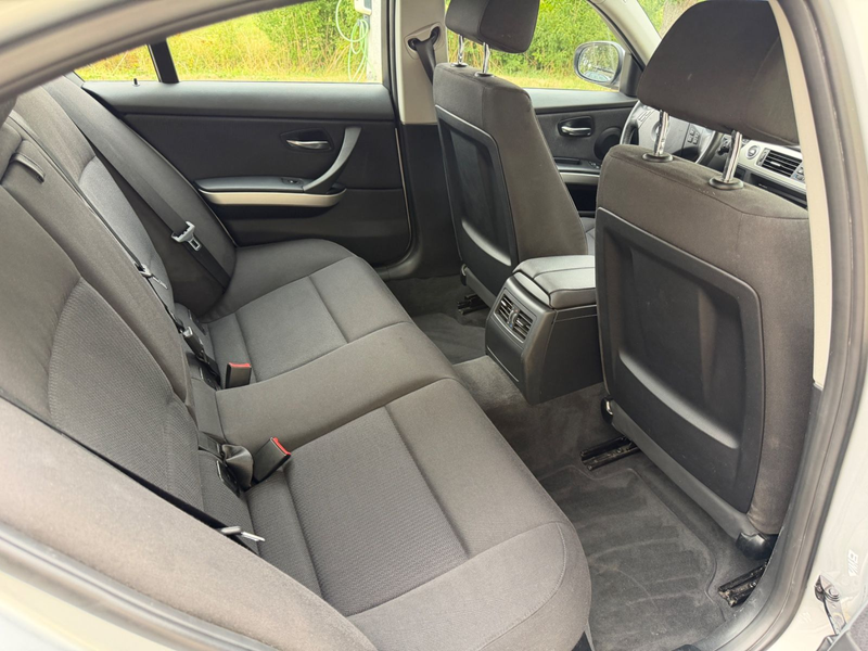 BMW 318 d Limousine*1.HAND*AHK* — photo 12