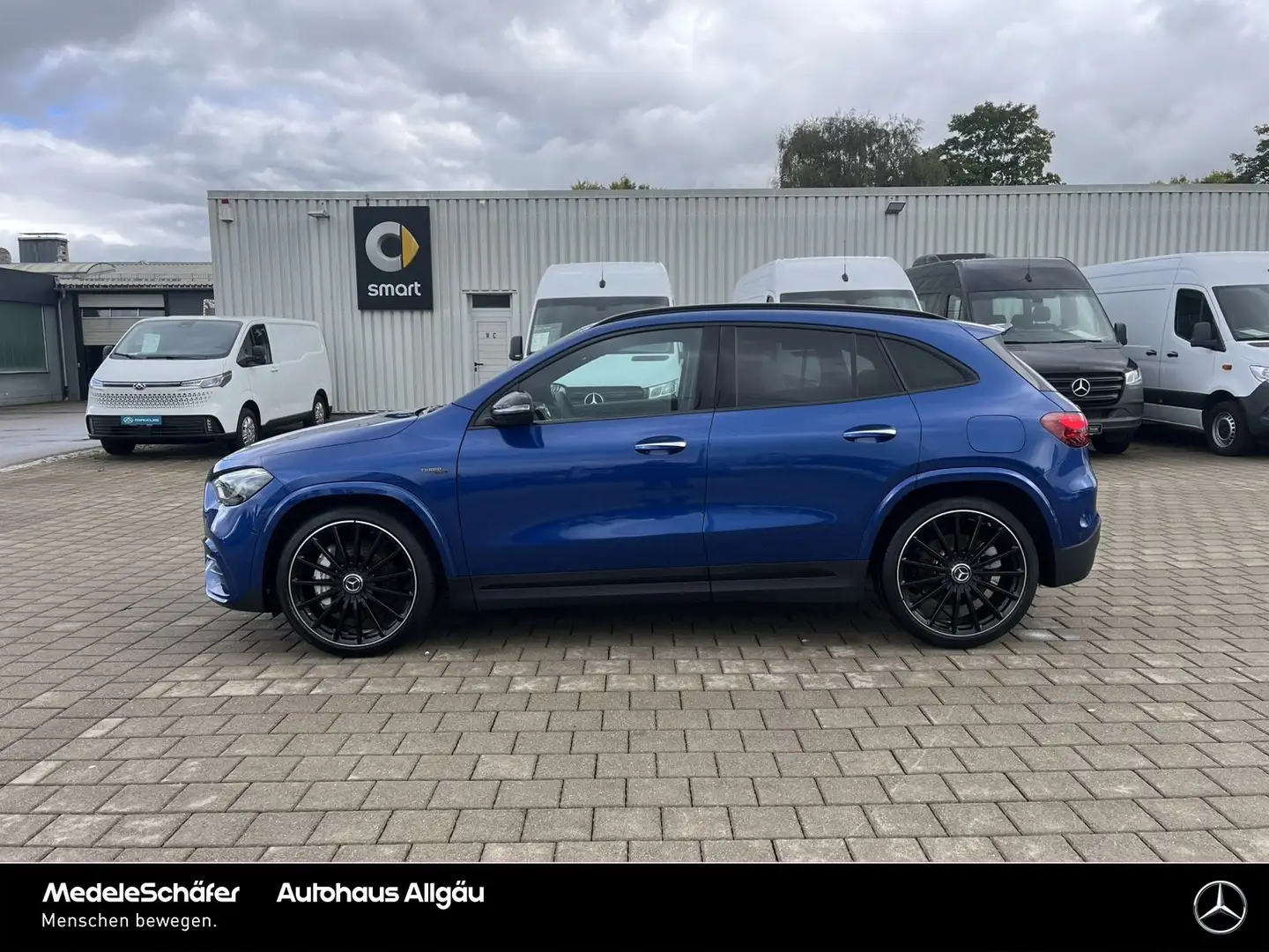 Mercedes-Benz GLA 35 AMG GLA 35 AMG 4M Night 21" PanoSD KeylessGO 360° LED Blau - 2